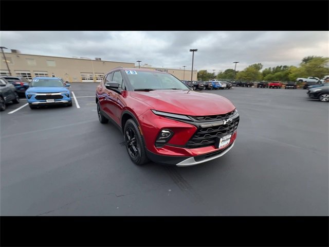2023 Chevrolet Blazer 3LT photo 2
