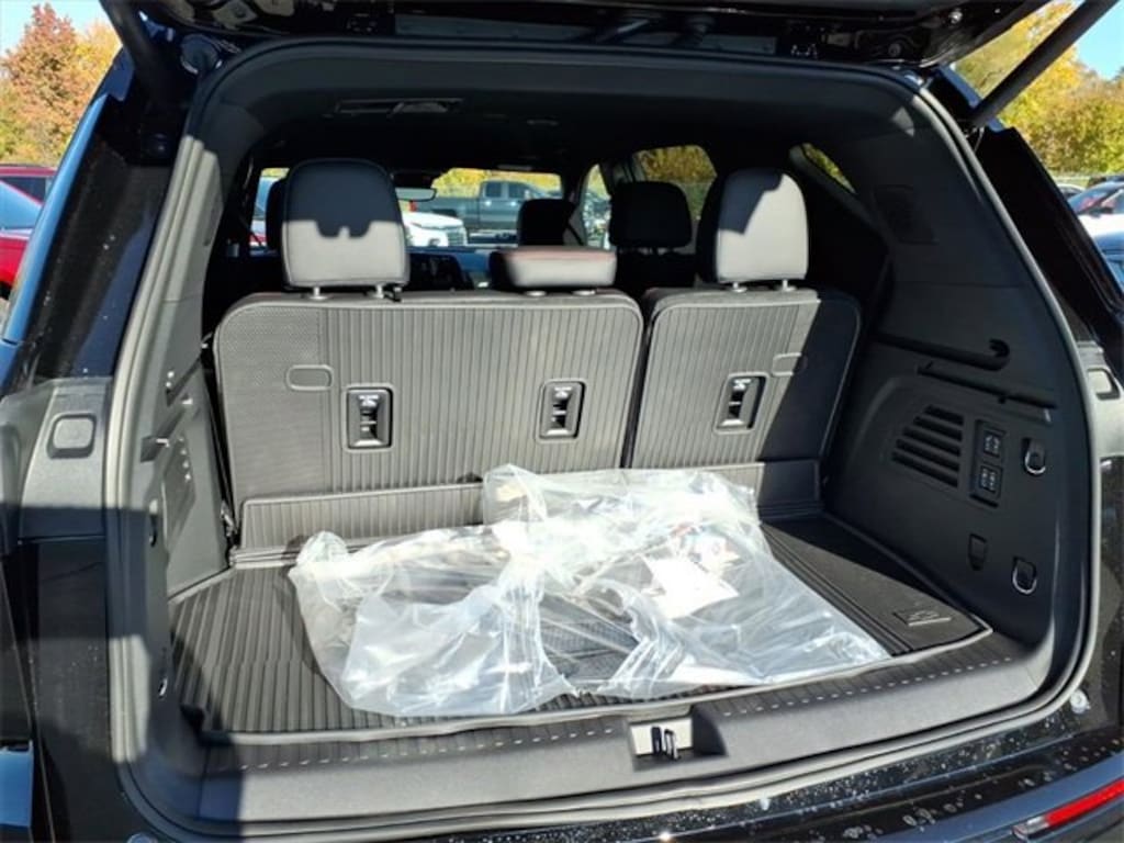 New 2026 Chevrolet Traverse RS SUV