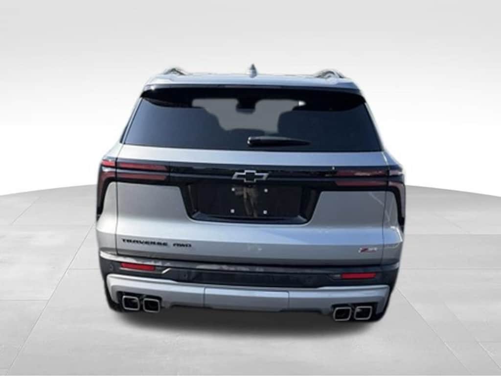 Used 2025 Chevrolet Traverse Z71 SUV