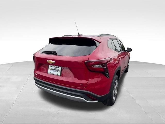 2026 Chevrolet Trax LT - Photo 6
