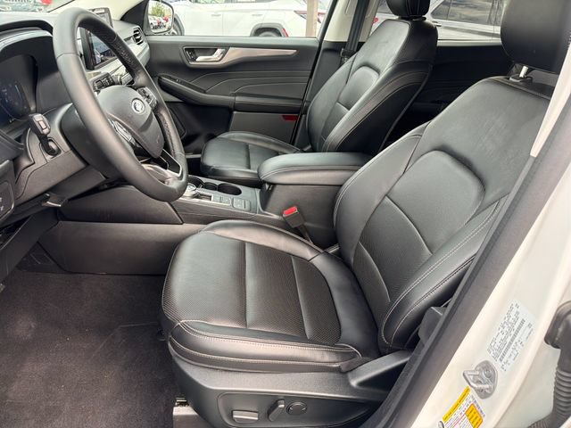2022 Ford Escape Titanium - Photo 9