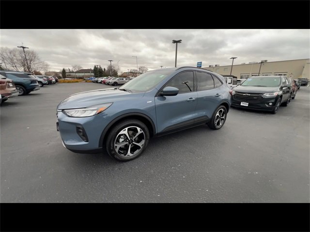 2025 Ford Escape ST-Line Select photo 3