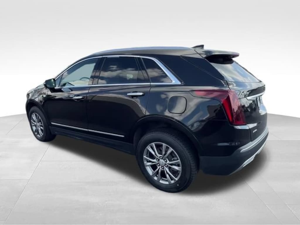Used 2023 CADILLAC XT5 Premium Luxury SUV