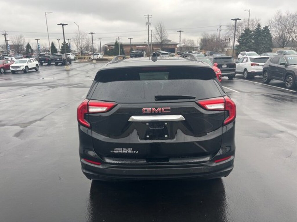 Used 2023 GMC Terrain SLE SUV