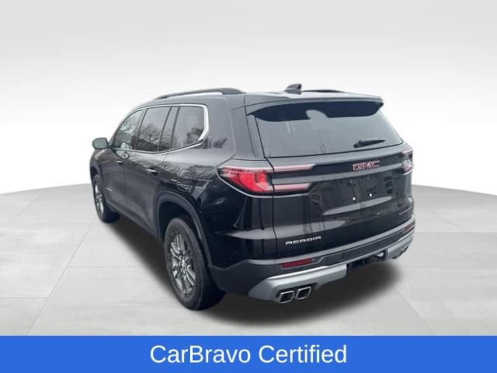 Used 2025 GMC Acadia Elevation SUV