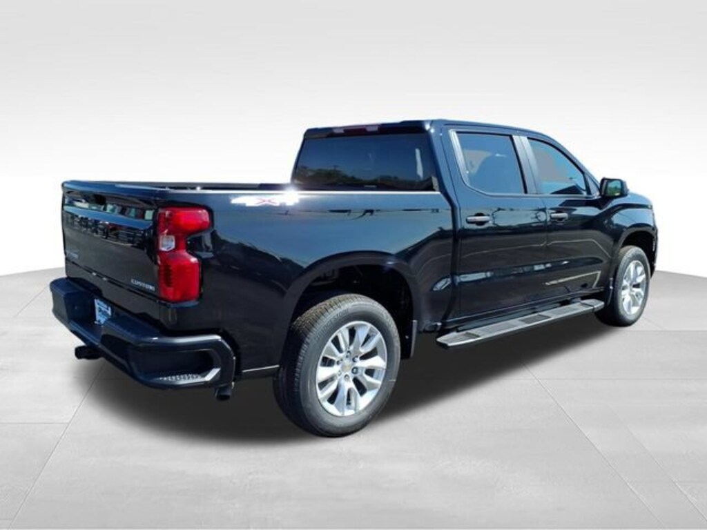 New 2026 Chevrolet Silverado 1500 Custom Truck