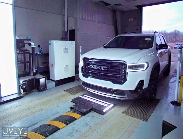 2023 GMC Acadia SL's photo