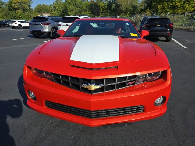 2011 Chevrolet Camaro 2SS photo 2