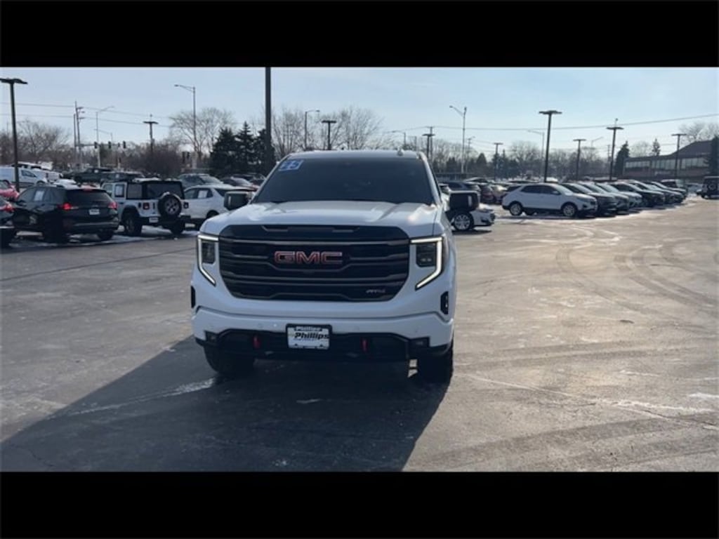 Used 2025 GMC Sierra 1500 AT4 Truck
