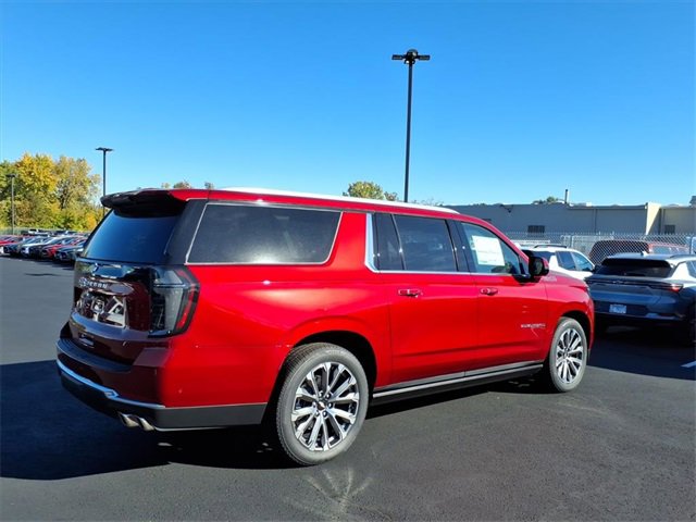 2026 Chevrolet Suburban High Country photo 3
