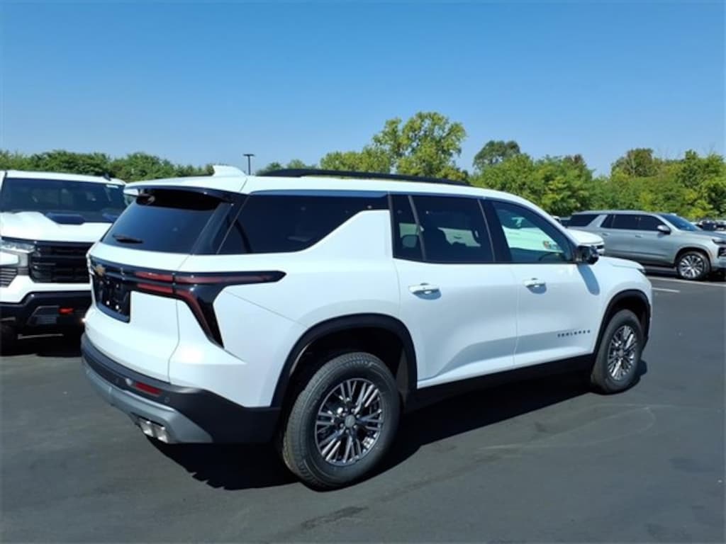 New 2026 Chevrolet Traverse LT SUV