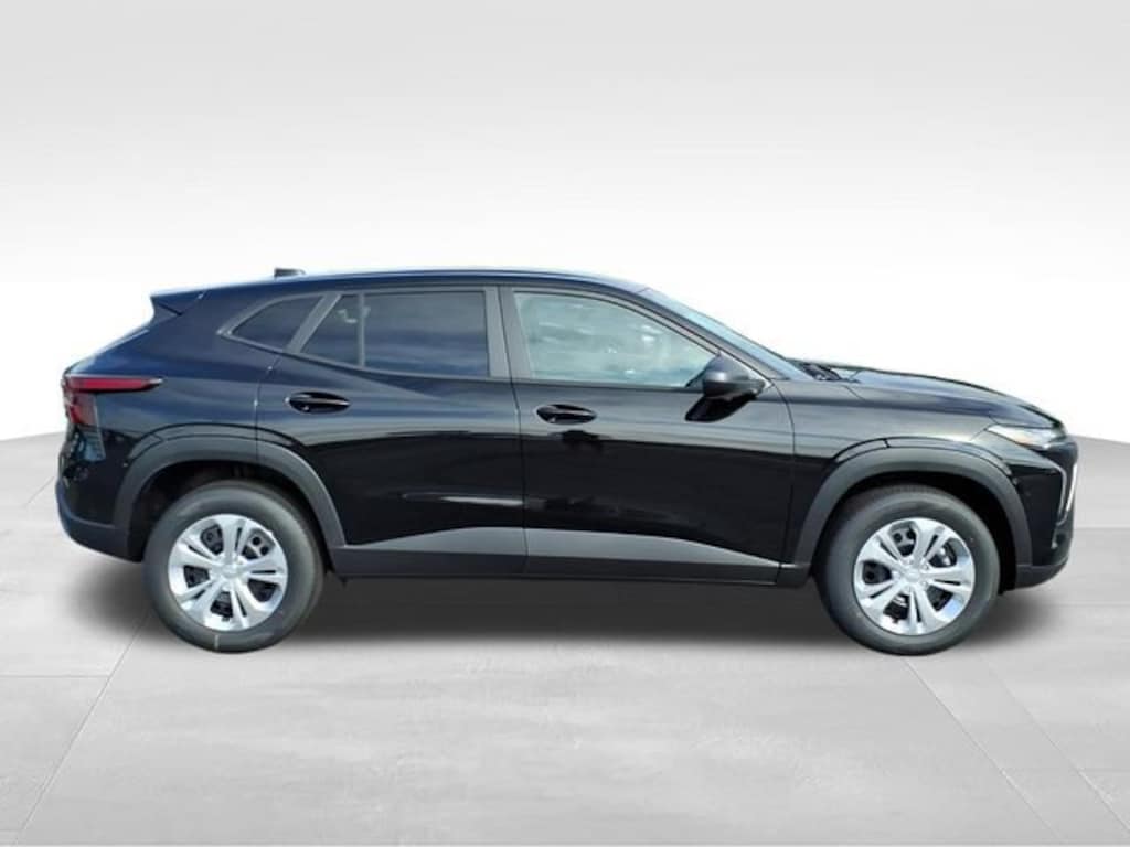 New 2026 Chevrolet Trax LS SUV