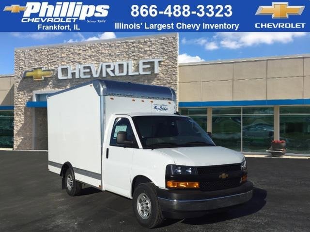 2024 Chevrolet Express Cutaway Base's photo
