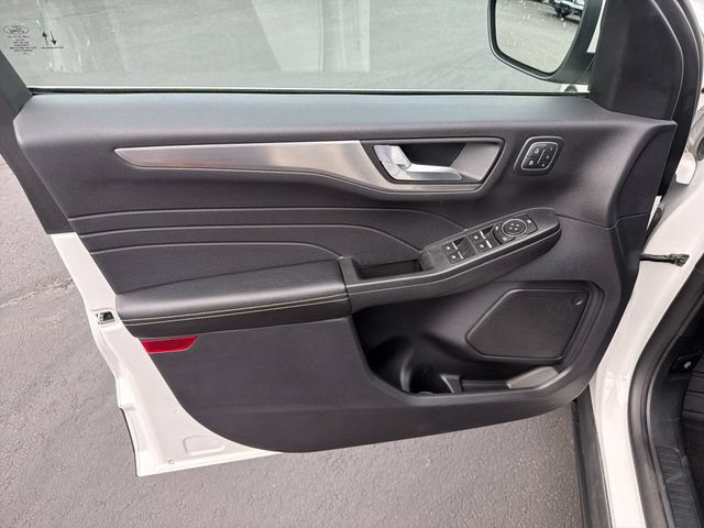 2022 Ford Escape Titanium - Photo 10