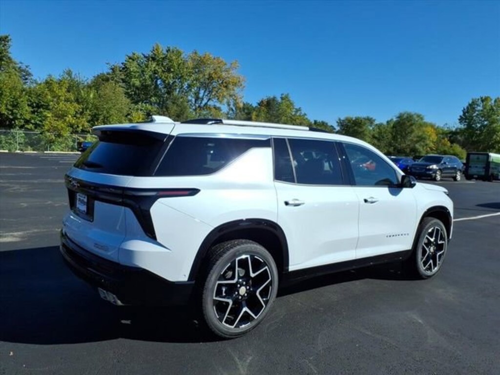 New 2026 Chevrolet Traverse High Country SUV