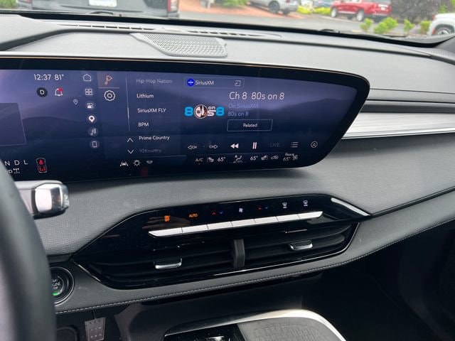 2025 Buick Enclave Preferred - Photo 17
