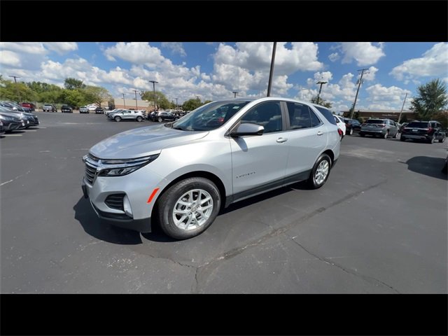 2022 Chevrolet Equinox LT photo 4