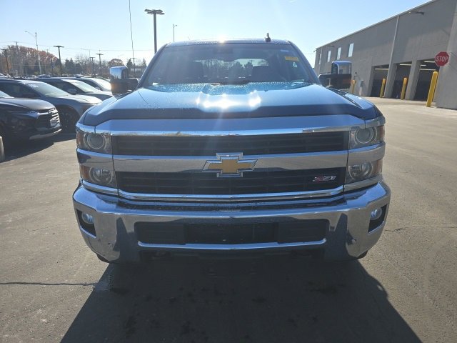 2016 Chevrolet Silverado 2500HD LTZ photo 2