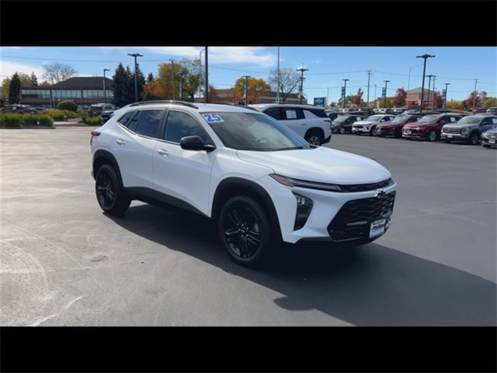 Used 2025 Chevrolet Trax Activ SUV