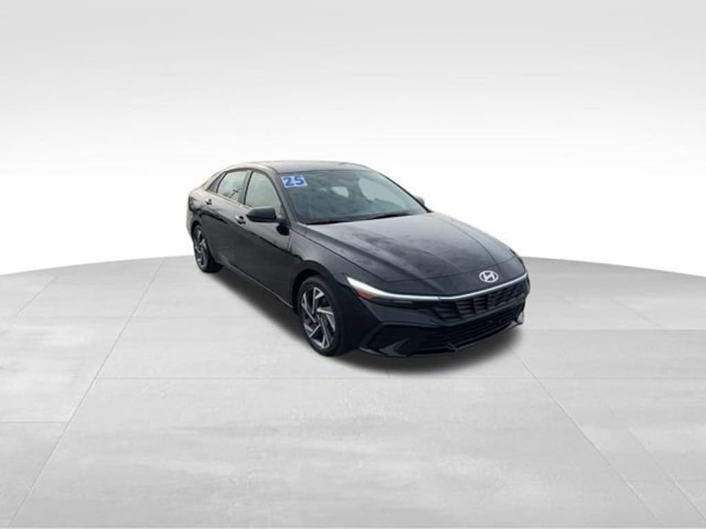 Used 2025 Hyundai Elantra Hybrid SEL Sport