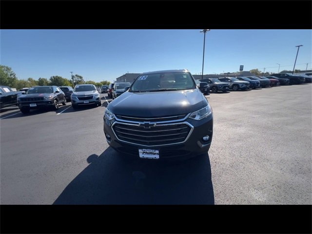 2020 Chevrolet Traverse Leather photo 3