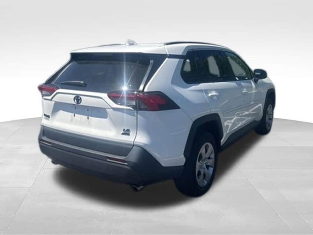 Used 2021 Toyota RAV4 LE SUV