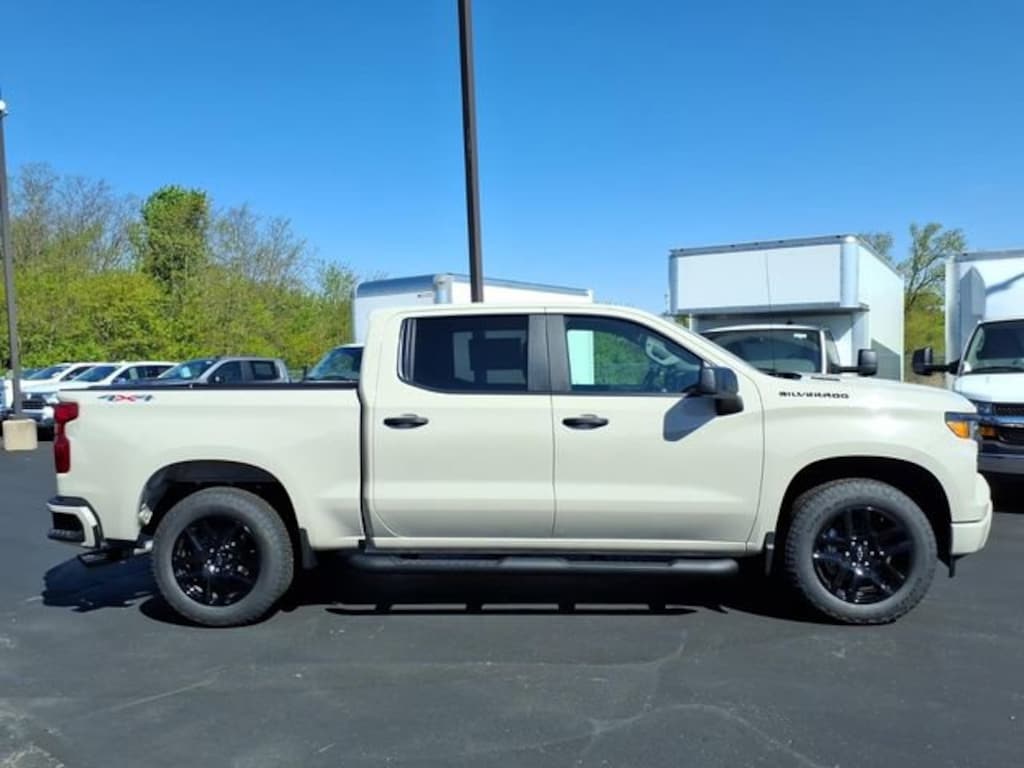 New 2026 Chevrolet Silverado 1500 Custom Truck