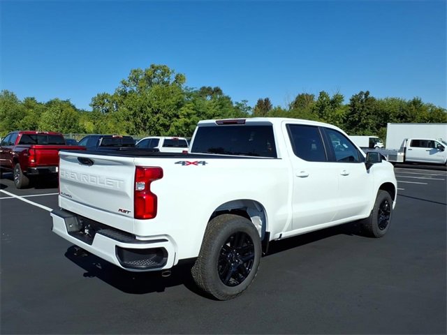 2026 Chevrolet Silverado 1500 RST photo 3