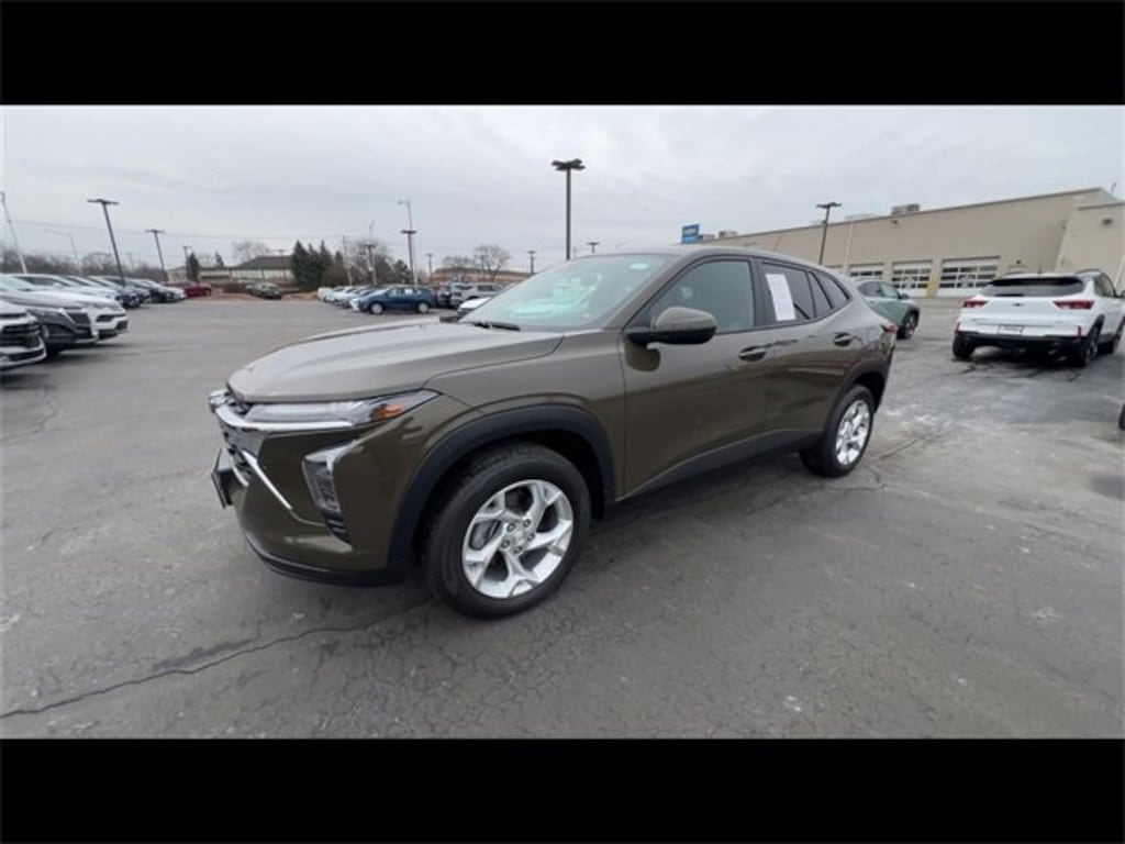 Used 2024 Chevrolet Trax LS SUV