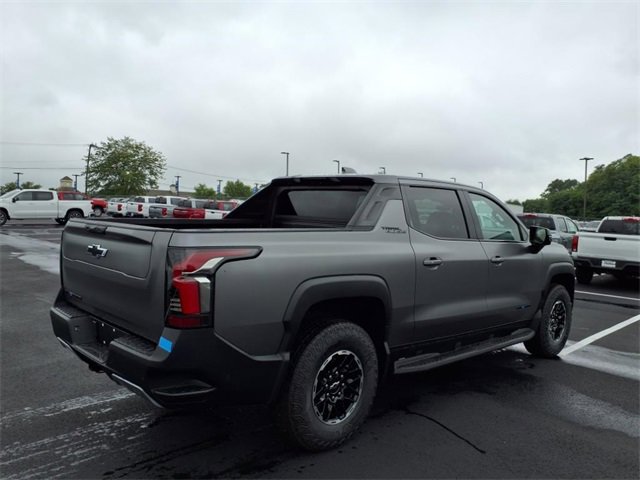 2026 Chevrolet Silverado EV Trail Boss photo 4