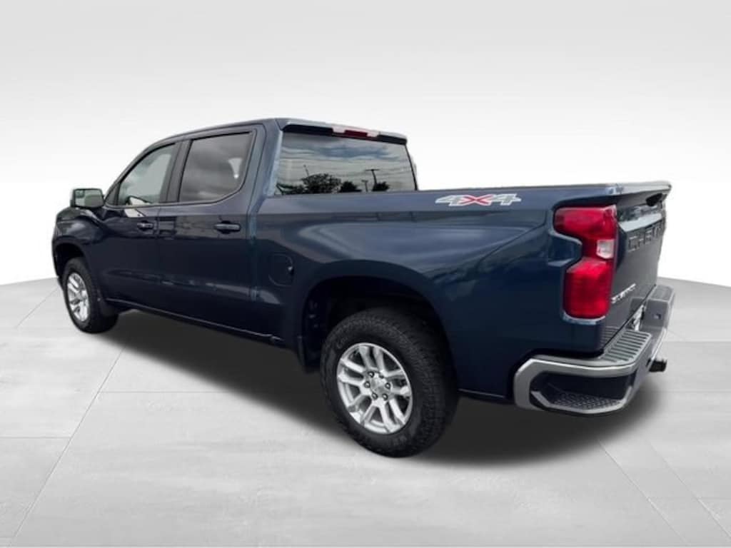 Used 2023 Chevrolet Silverado 1500 LT Truck Crew Cab