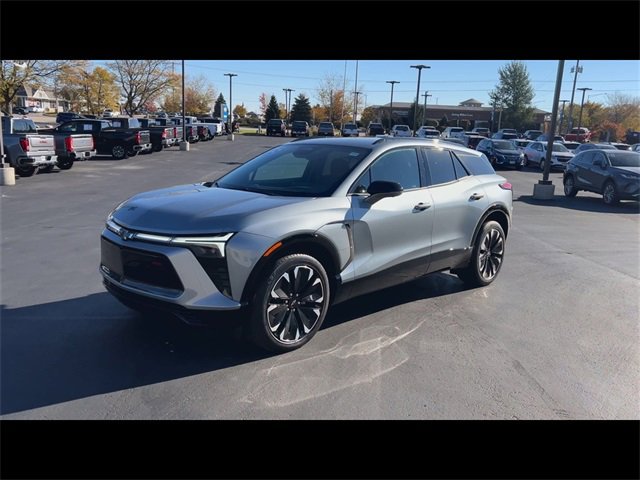 2025 Chevrolet Blazer EV RS photo 4