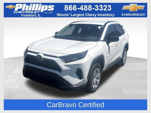 2021 Toyota RAV4 LE AWD's photo