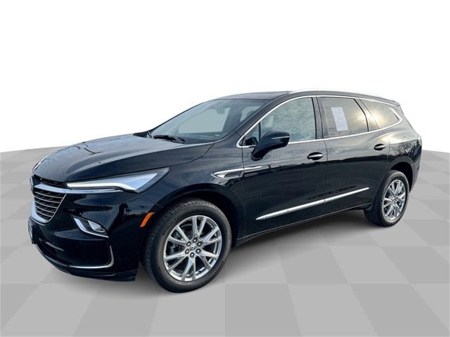 2024 Buick Enclave Essence's photo