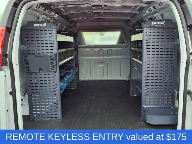 2025 Chevrolet Express Cargo Work Van - Photo 9