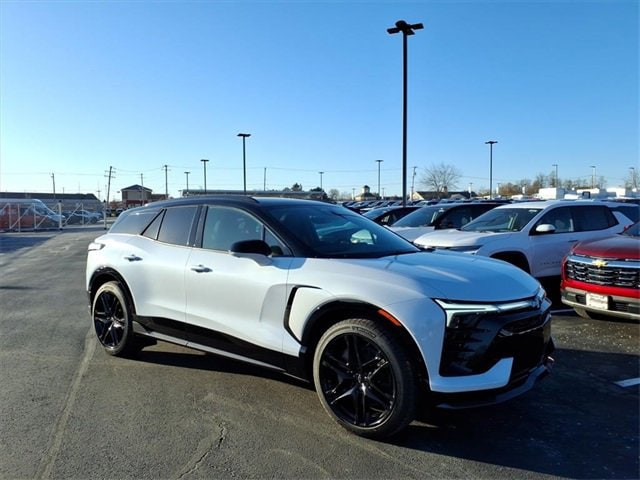 2026 Chevrolet Blazer EV SS's photo