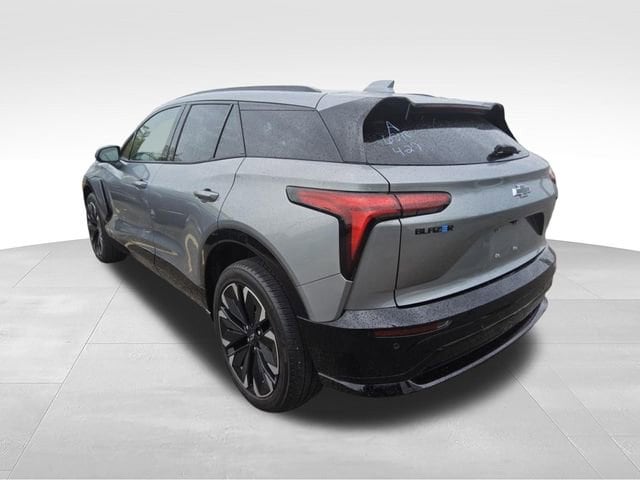 Used 2025 Chevrolet Blazer EV RS with VIN 3GNKDJRJ4SS106548 for sale in Frankfort, IL