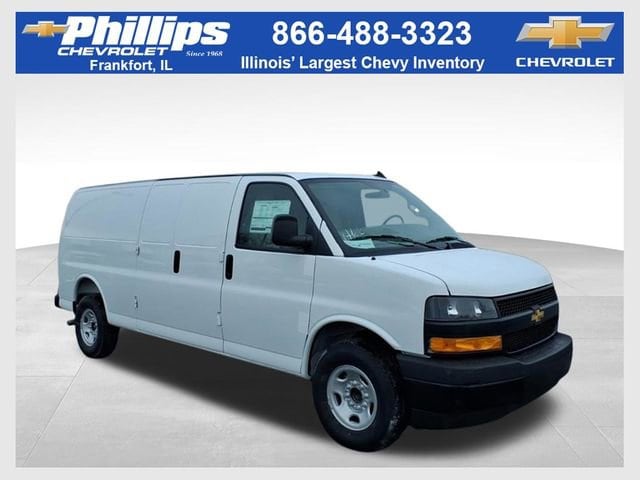 2025 Chevrolet Express 3500 Extended Work Van's photo
