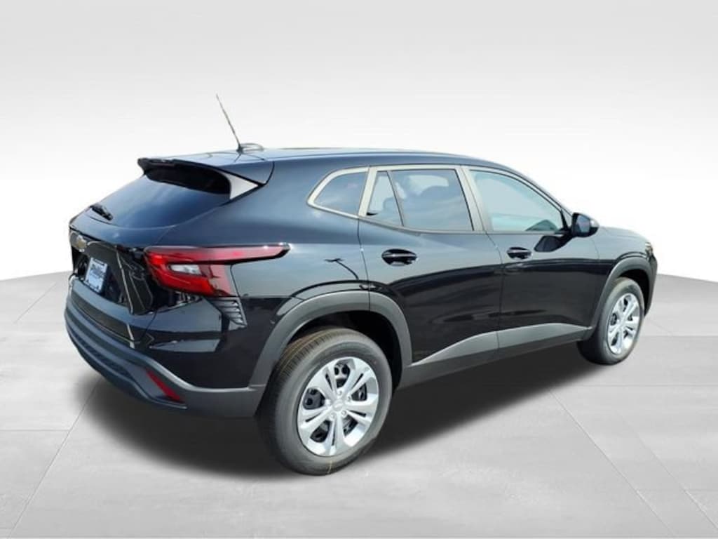 New 2026 Chevrolet Trax LS SUV