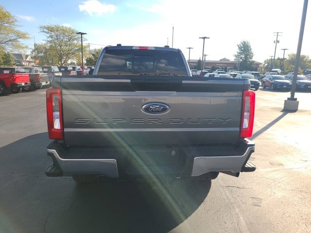 2024 Ford F-250 XLT photo 4