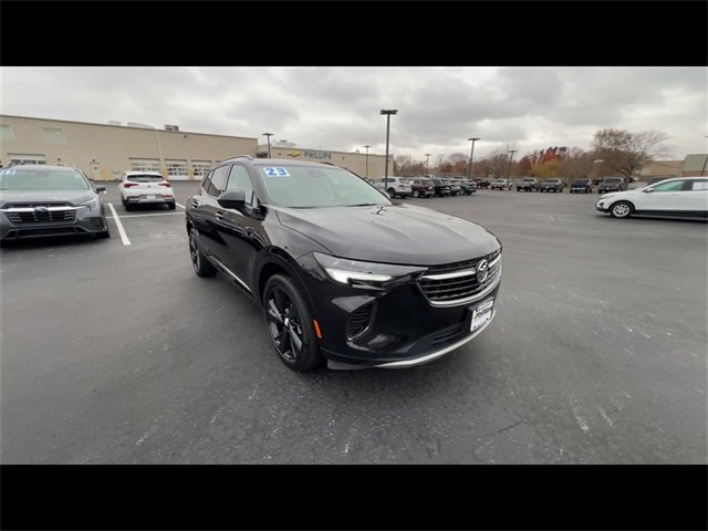 2023 Buick Envision Essence photo 2