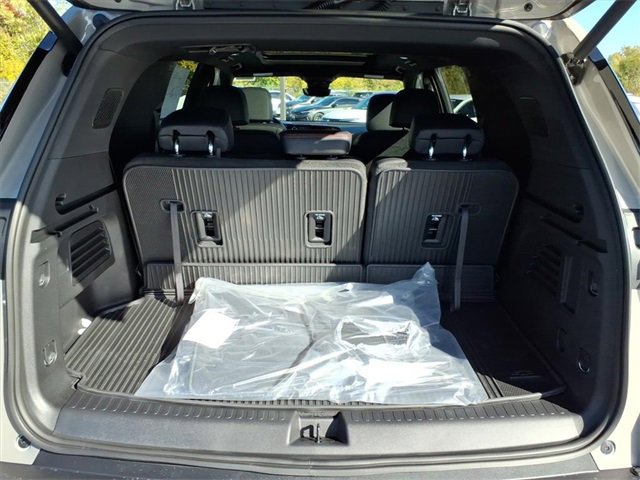 2026 Chevrolet Traverse Z71 photo 4