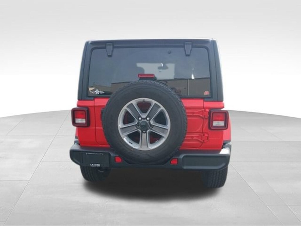 Used 2022 Jeep Wrangler Unlimited Sahara 4x4 SUV