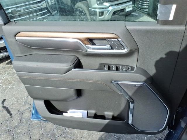 2026 Chevrolet Silverado 2500 HD High Country - Photo 11