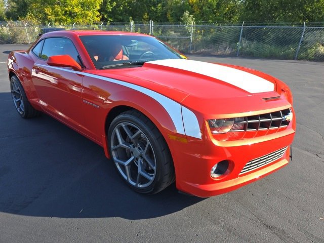 2011 Chevrolet Camaro 2SS photo 3