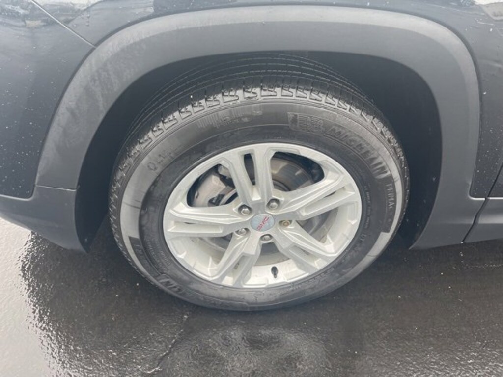 Used 2023 GMC Terrain SLE SUV