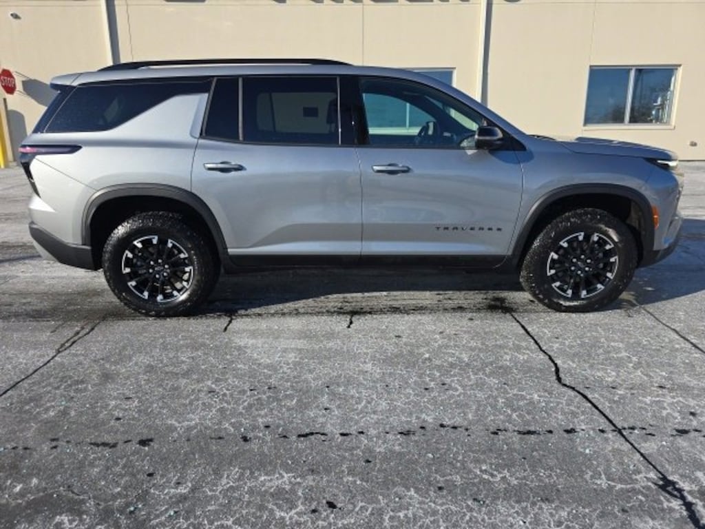 Used 2024 Chevrolet Traverse Z71 SUV