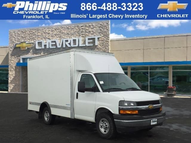2024 Chevrolet Express Cutaway Base's photo