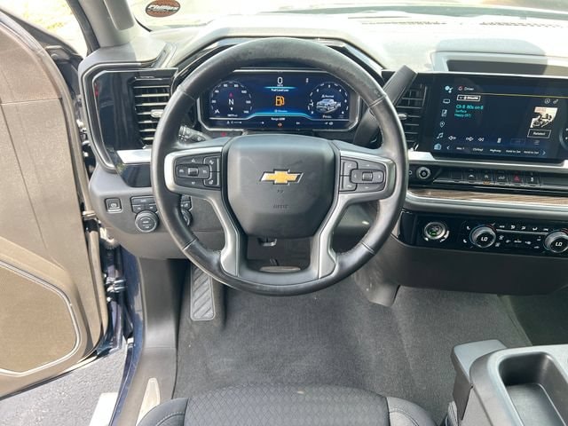 2022 Chevrolet Silverado 1500 LT - Photo 13