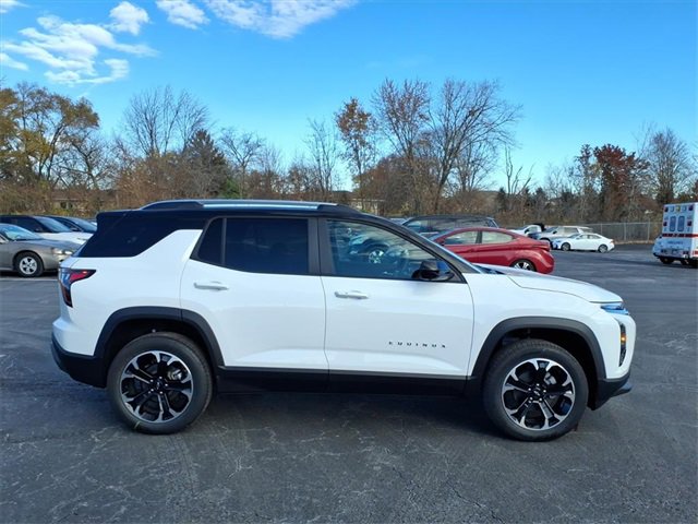 2026 Chevrolet Equinox LT photo 2